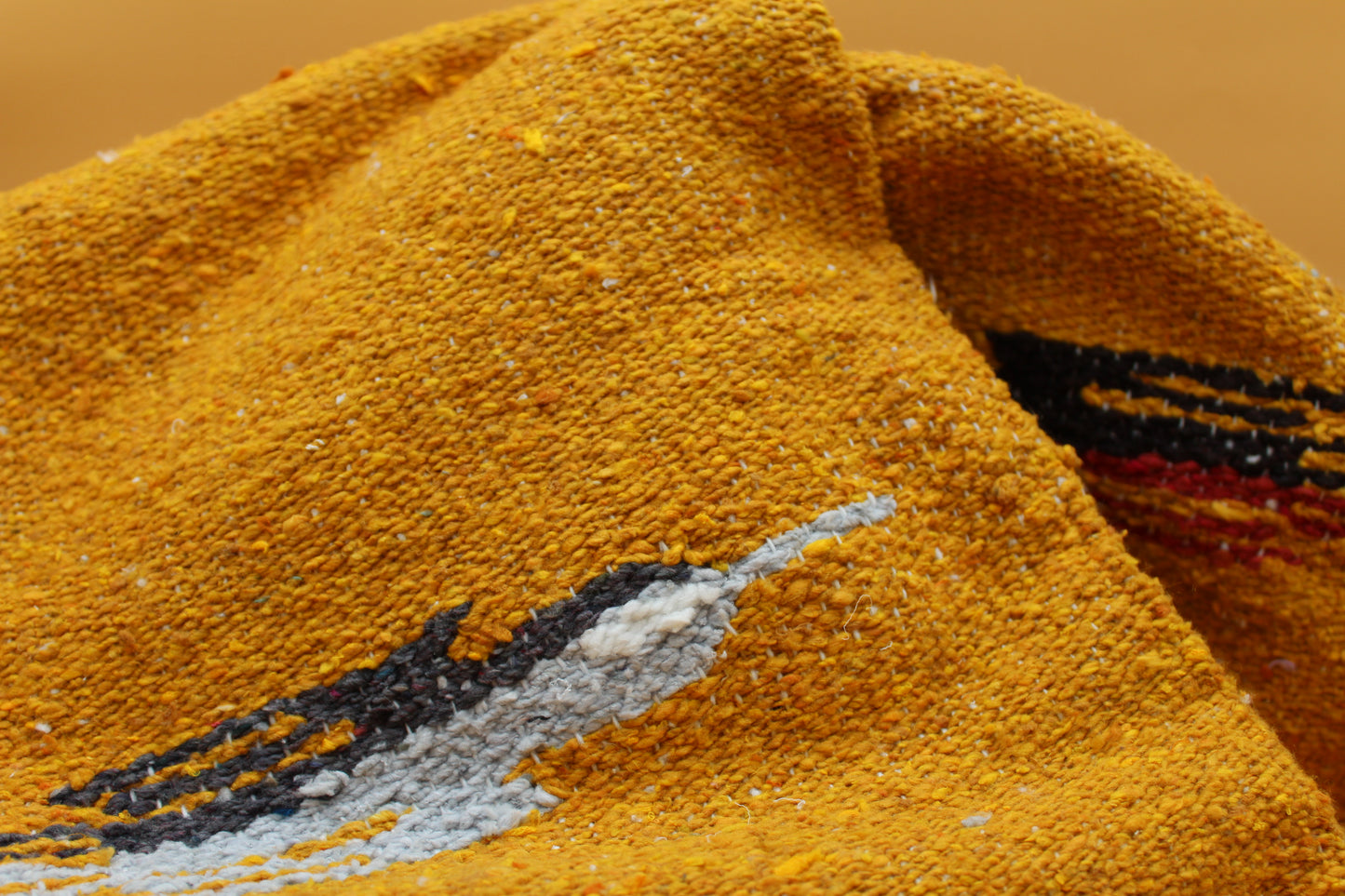 Pajaro Mexican Blanket | Oro
